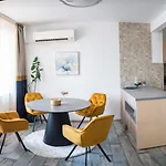 A&k Cozy Art 2 Апартамент