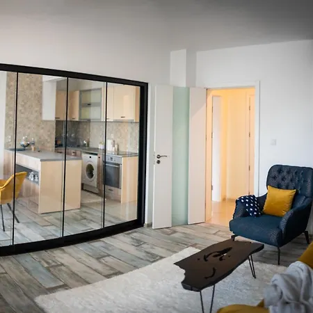 A&k Cozy Art 2 Apartment Warna